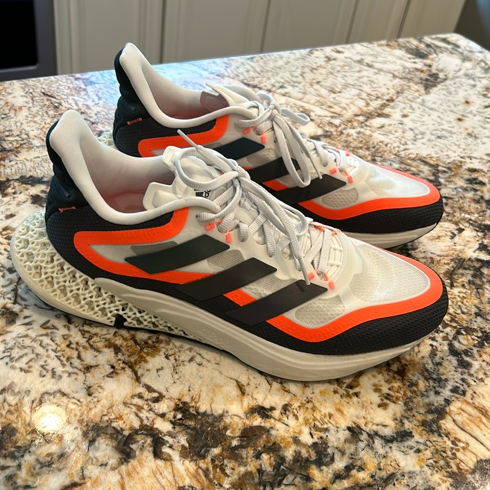 Adidas men’s 4DFWD Pulse 2 Solar Orange running shoes size 13